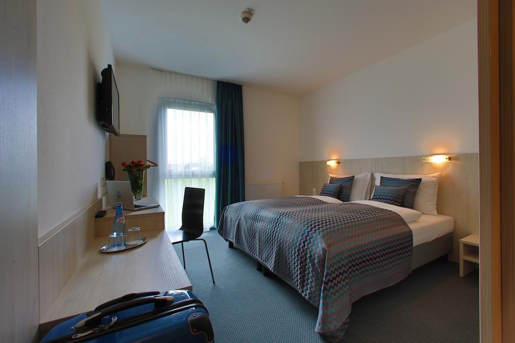 Best Sleep Hotel Spielberg Bei Knittelfeld Δωμάτιο φωτογραφία