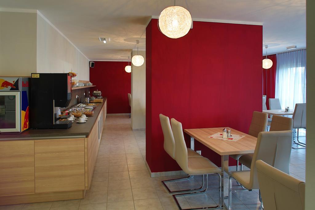 Best Sleep Hotel Spielberg Bei Knittelfeld Εξωτερικό φωτογραφία